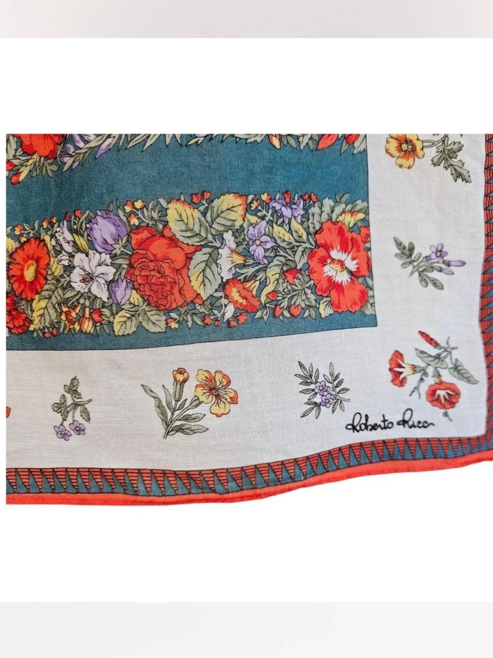 ROBERTO RICCI Vintage Handkerchief Scarf